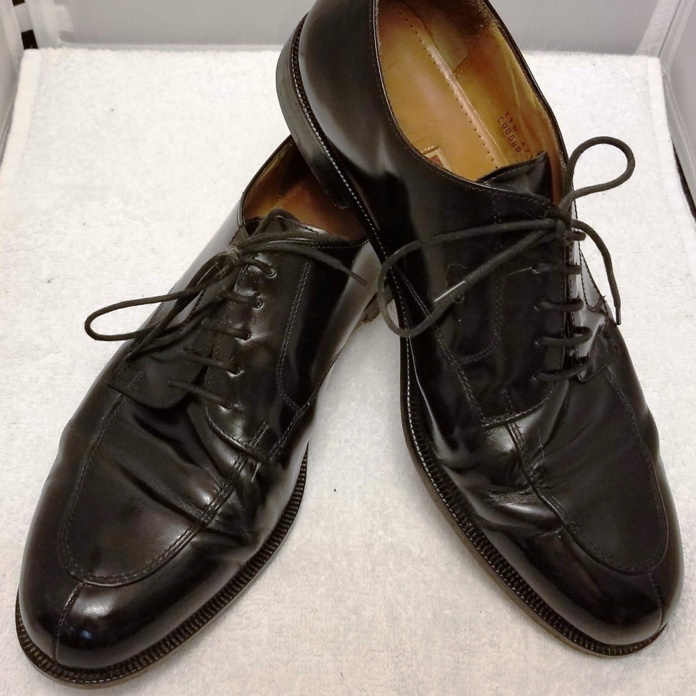 Cole Haan All Leather Lace up oxfords size 11 D